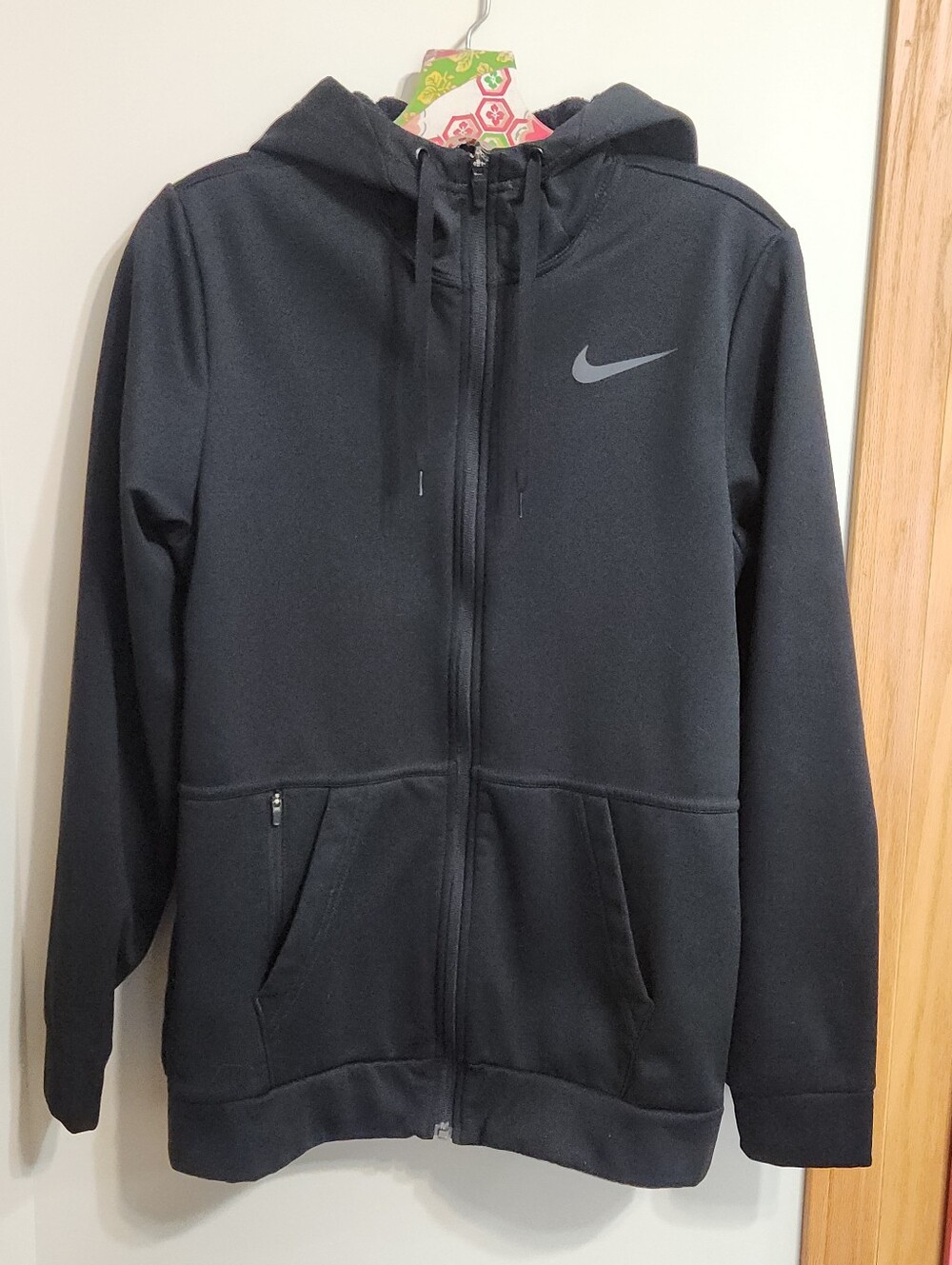 Nike Mens/Unisex Zip Hoodie sz Small therma-fit solid black